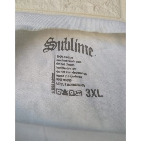 Sublime Men's Graphic Band Tee with Short Sleeves White Size Medium Size 3XL - Picture 6 of 6
